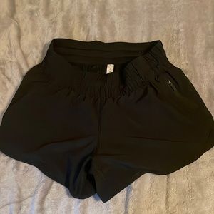 Lululemon shorts size 8